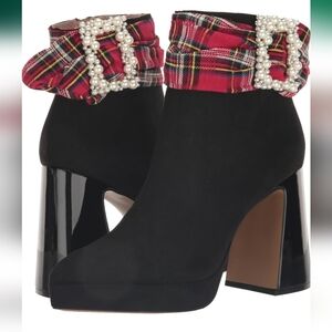 Betsey Johnson Idris Booties